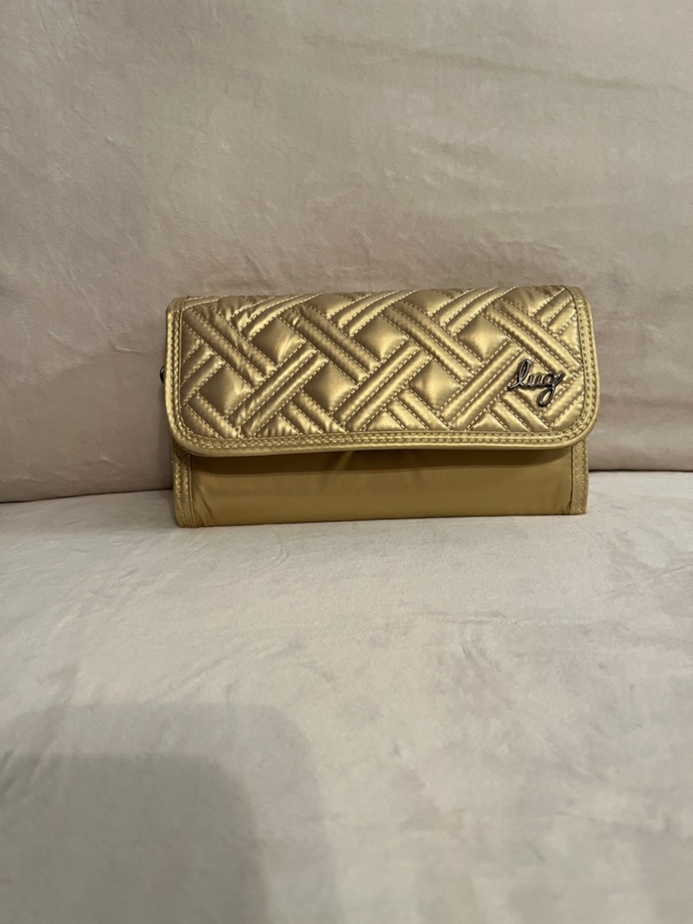 LUG - NWOT - Stroll  RFID Quilted Metallic Gold Wallet